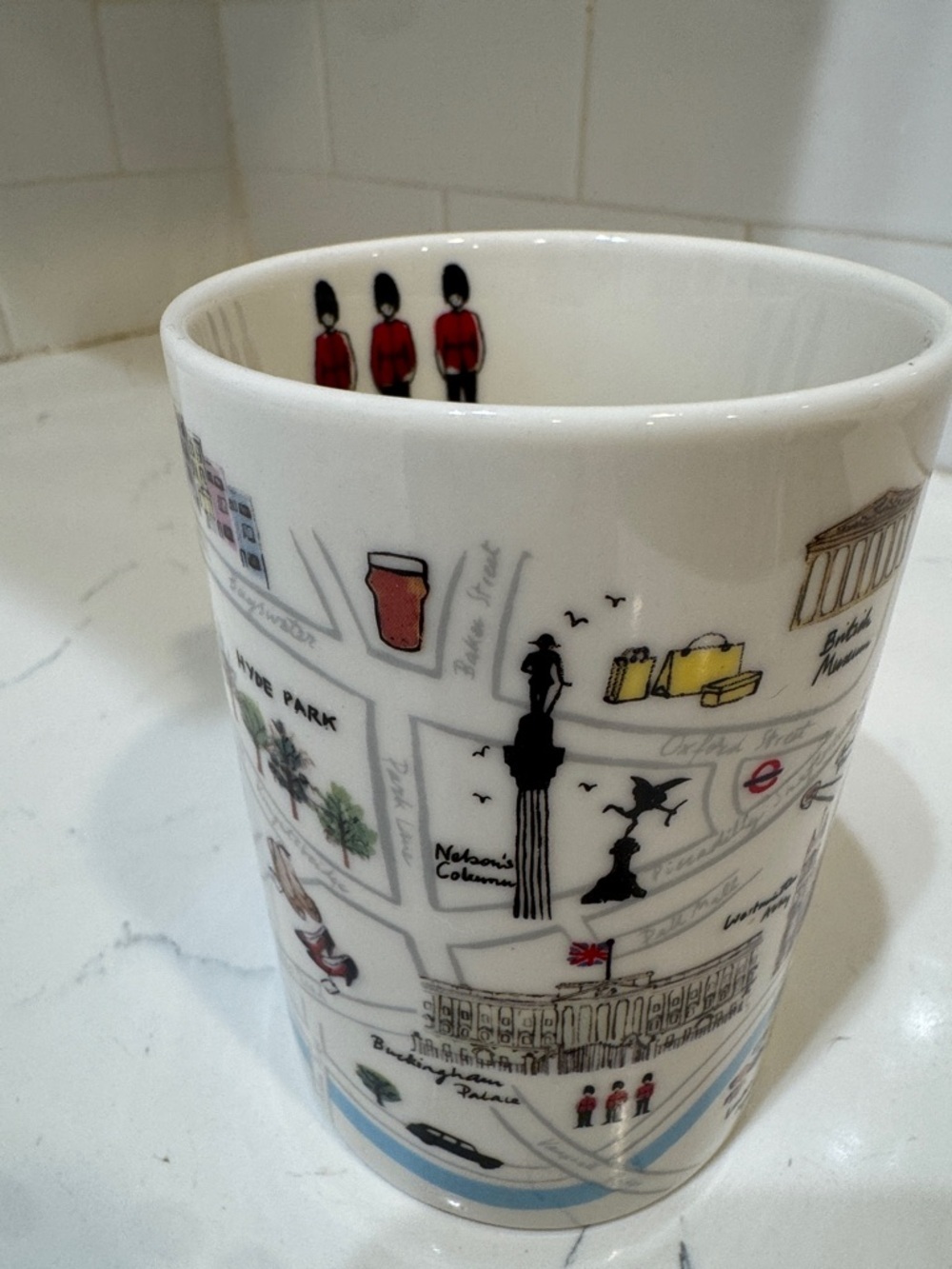 London Illustrated Ceramic Mug - White Travel Design - Picture 7 of 12